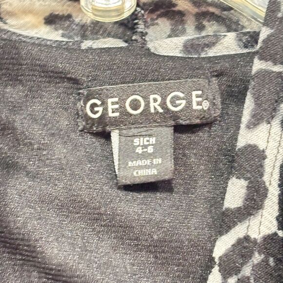 George | Women’s Animal Print 3/4 Sleeve Top Shirt Blouse Black White Size Small - Picture 12 of 16